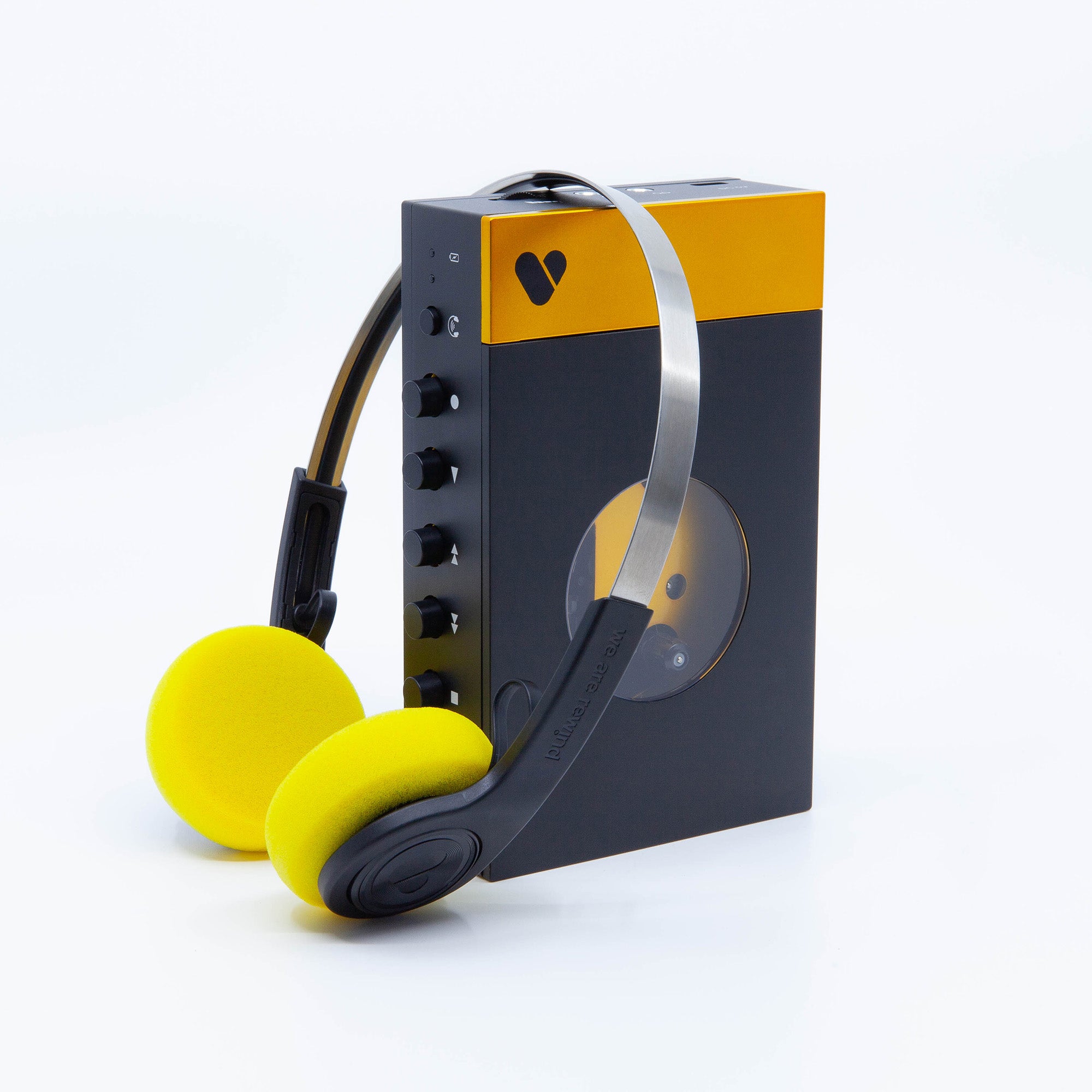 黒いと黄色のカセット プレーヤー + ワイヤレス ヘッドフォン